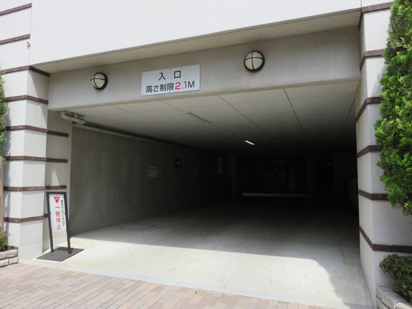 アデニウム新横浜の外観