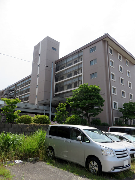 藤が丘パークハウスB棟の外観