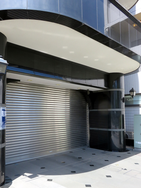 グリフィン新横浜8番館の外観