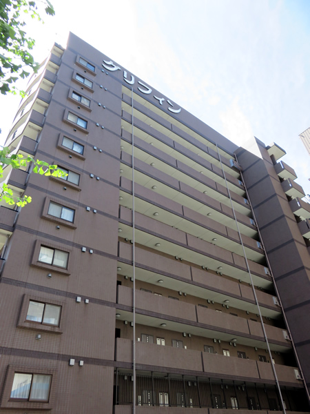 グリフィン新横浜6番館の外観