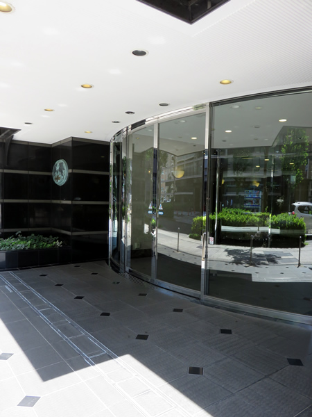 グリフィン新横浜6番館の外観