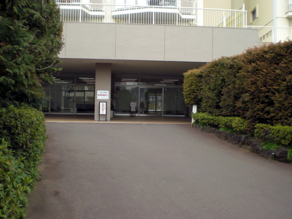 市ヶ尾プラーザビルの外観