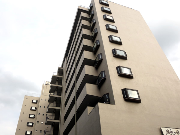 東急江田駅前ドエリングの外観
