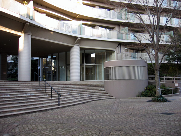 セパルレ中央林間６番館の外観