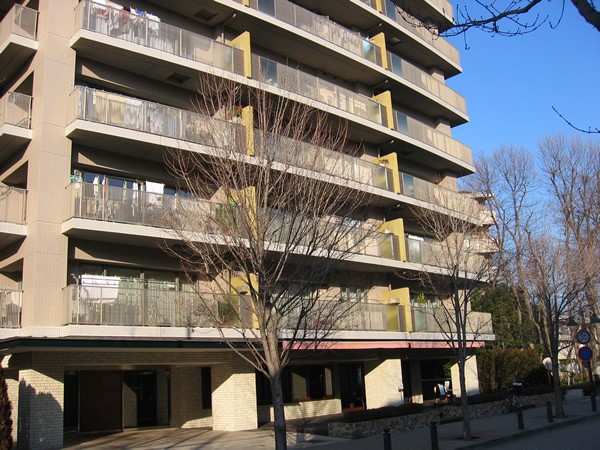 セパルレ中央林間５番館の外観