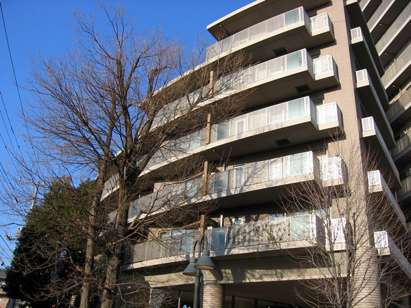 セパルレ中央林間４番館の外観