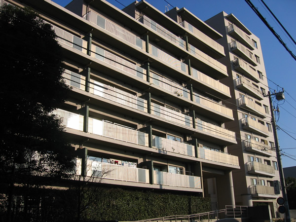 セパルレ中央林間３番館の外観