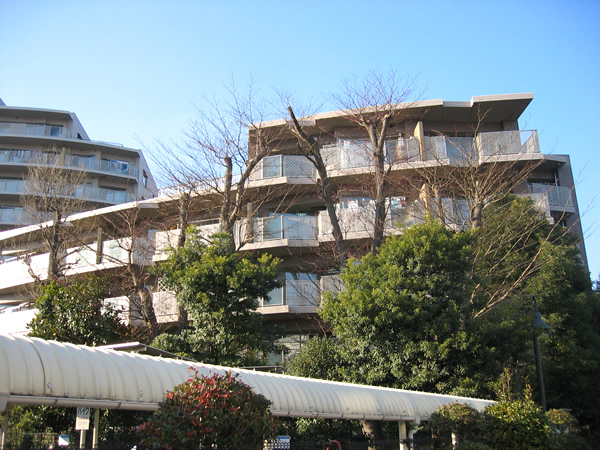 セパルレ中央林間１番館の外観