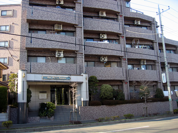 ライオンズガーデン相模大野の外観