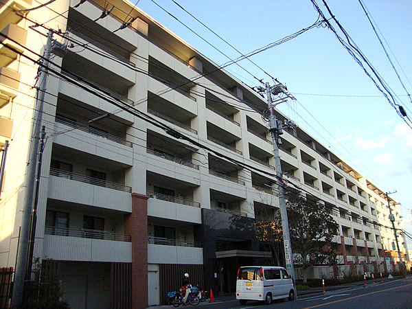 ベリスタ溝の口ウエストコートの外観