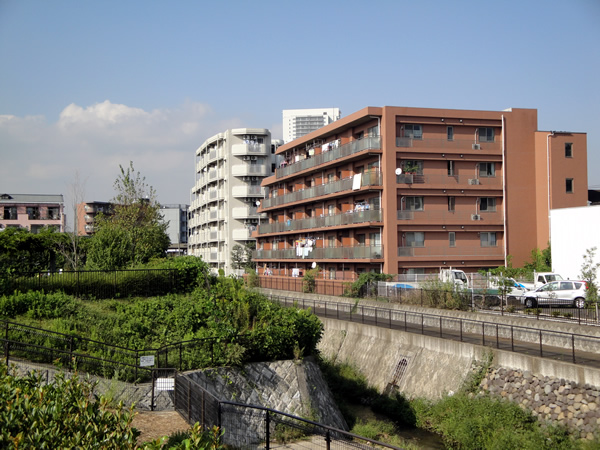 上大岡三和プラザ3の外観