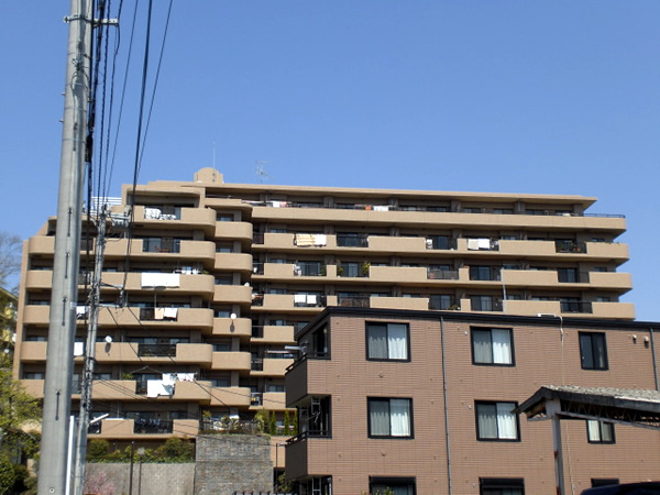 コトーあざみ野クレーヴェルの外観