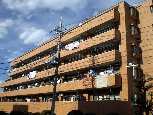 ライオンズマンション十日市場第2の外観