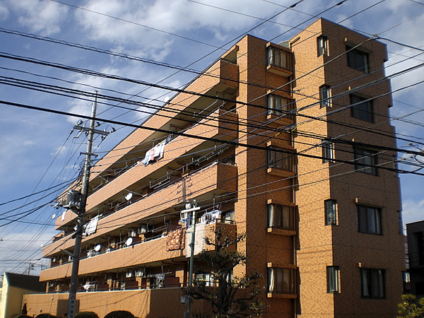 ライオンズマンション十日市場第2の外観