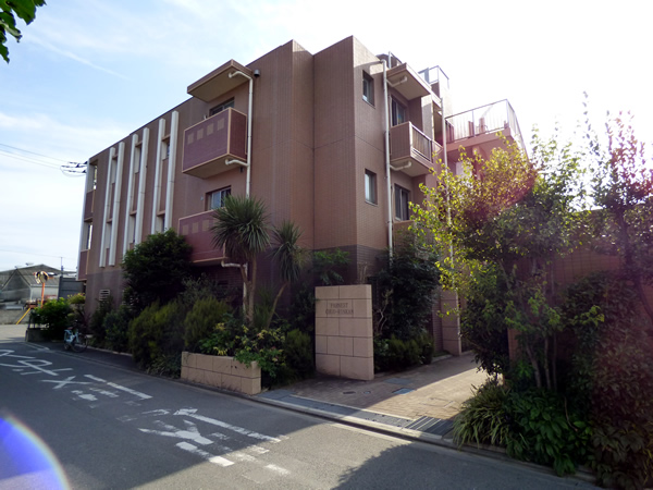 ファーネスト中央林間の外観