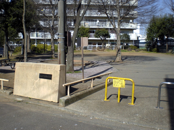 マンハイム中山の外観
