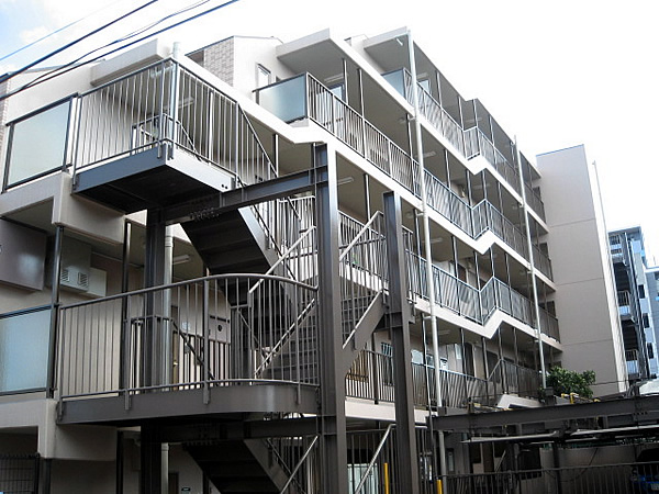 フローレンスパレス長津田の外観