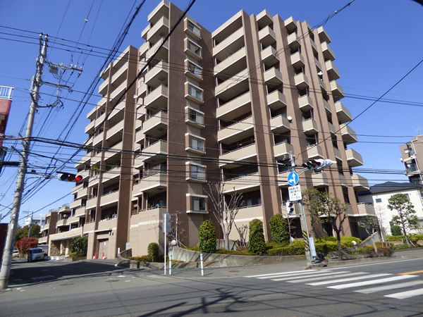 ジェイシティ中央林間の外観