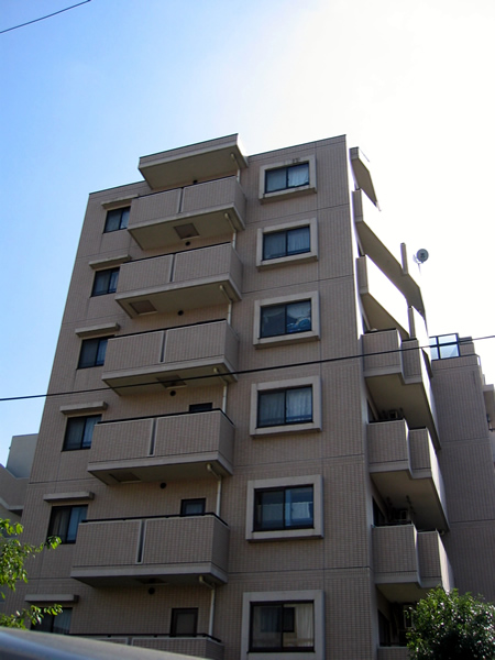 クリオ武蔵新城6番館の外観