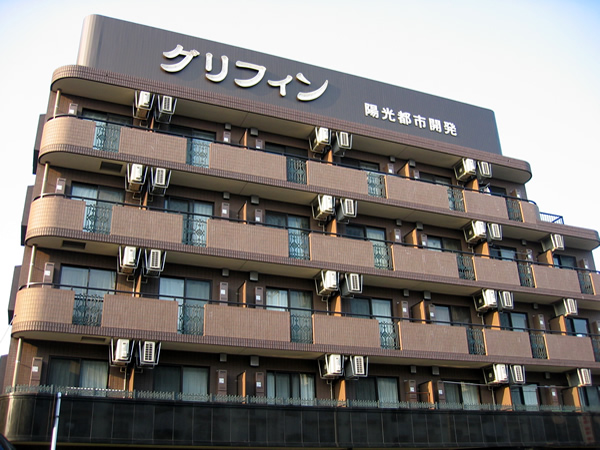 グリフィン鷺沼の外観