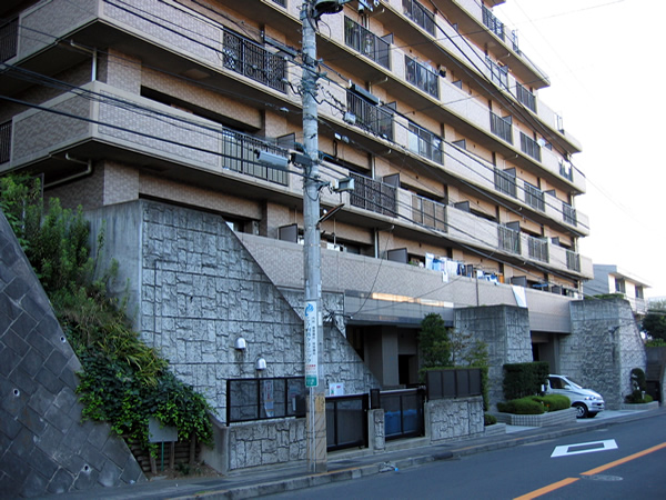 生田ガーデニアの外観