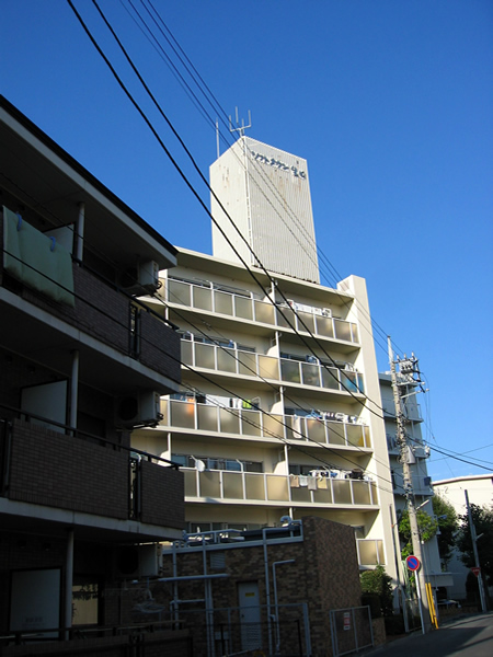 ソフトタウン生田の外観