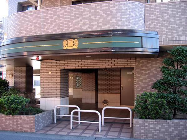 ライオンズマンション登戸駅前の外観
