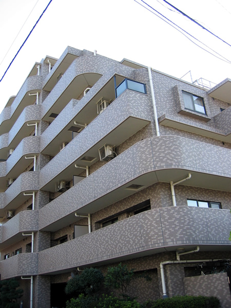 ライオンズマンション登戸駅前の外観