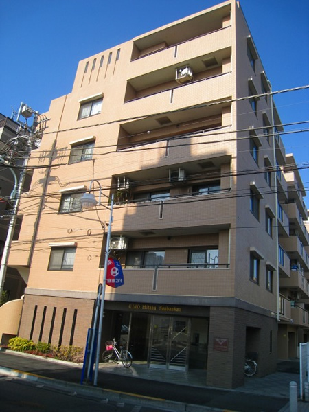 クリオ三鷹3番館の外観