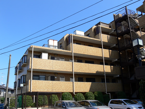 ライオンズマンション宿河原の外観