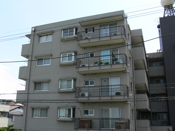 クレール登戸の外観