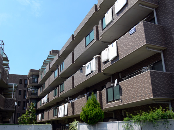 藤和シティホームズ登戸の外観