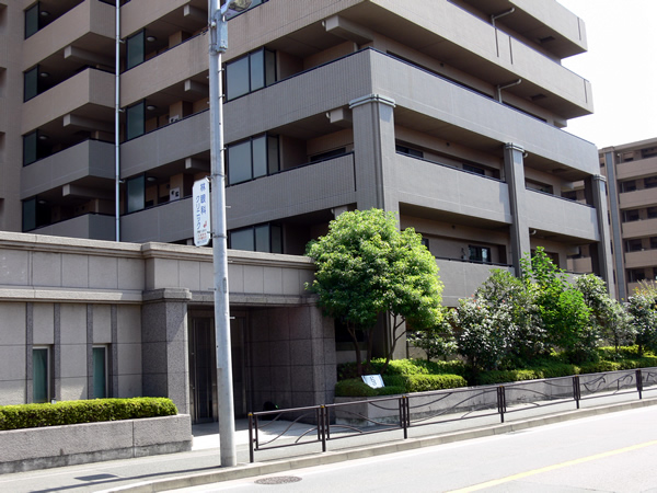 ソフィア宿河原の外観