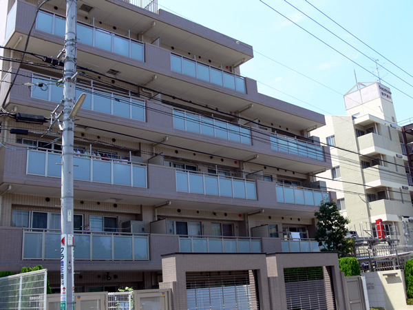 ミオカステーロ登戸の外観