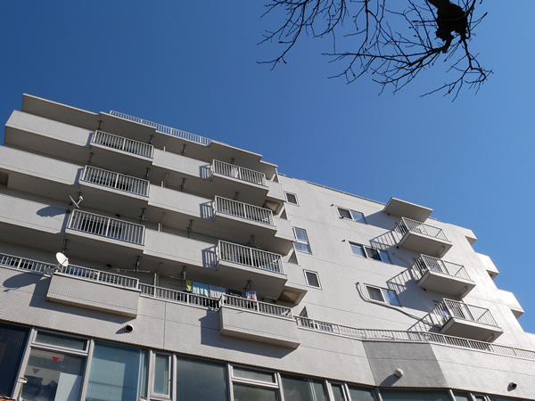 サニープラザ平塚の外観