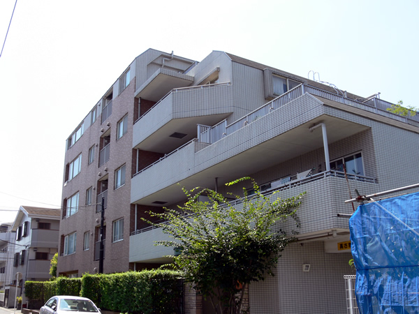 向ヶ丘遊園パークホームズ3番館の外観