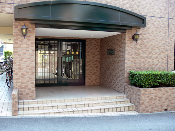 向ヶ丘遊園パークホームズ2番館の外観