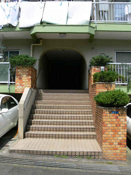 コーポ向ヶ丘の外観