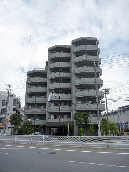 エクレール南行徳の外観