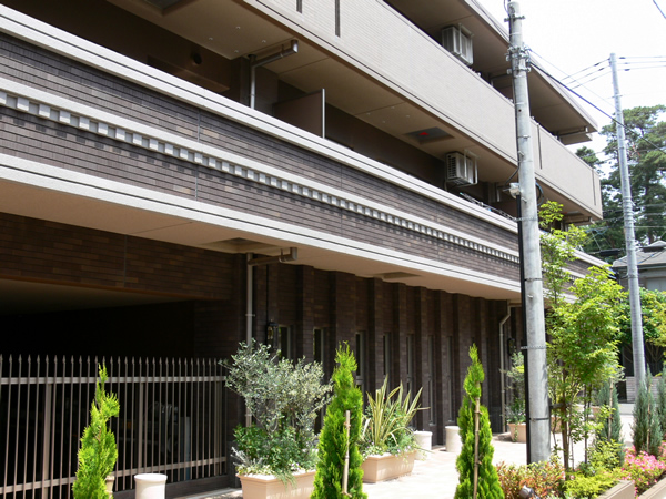 ナイスアーバンスクエア東林間の外観