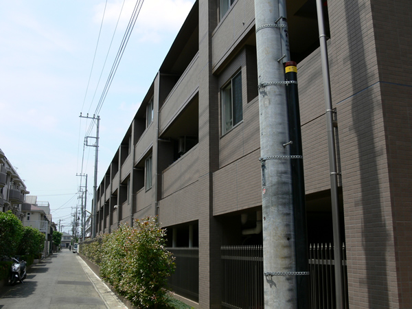 ナイスアーバンスクエア東林間の外観