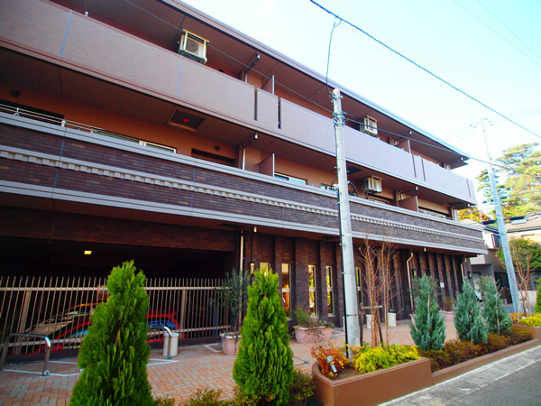 ナイスアーバンスクエア東林間の外観