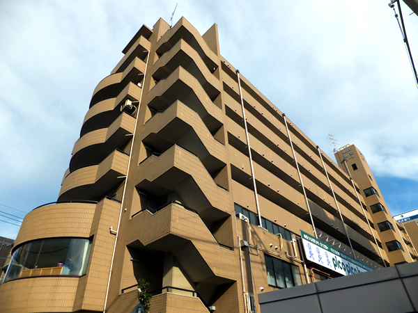 マック綱島コートの外観