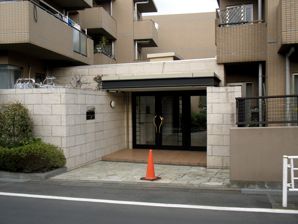 ライフヴィラ長津田の外観