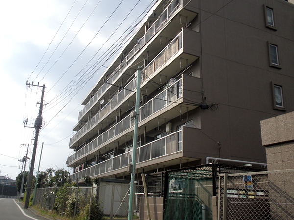 ライオンズマンション長津田第2の外観