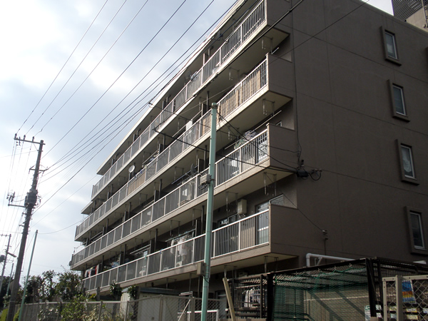 ライオンズマンション長津田第2の外観