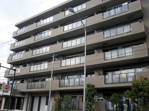 ハイホーム長津田の外観