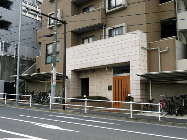 スターロワイヤル長津田の外観