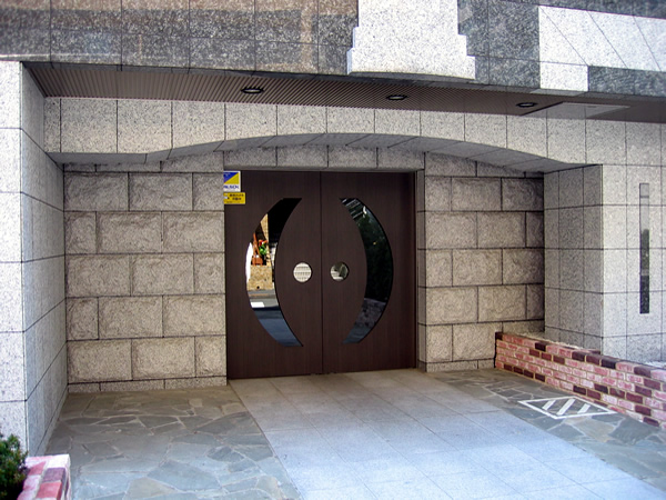 グランドガーラ横濱山下町の外観