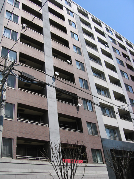 リシェ横浜山下公園の外観